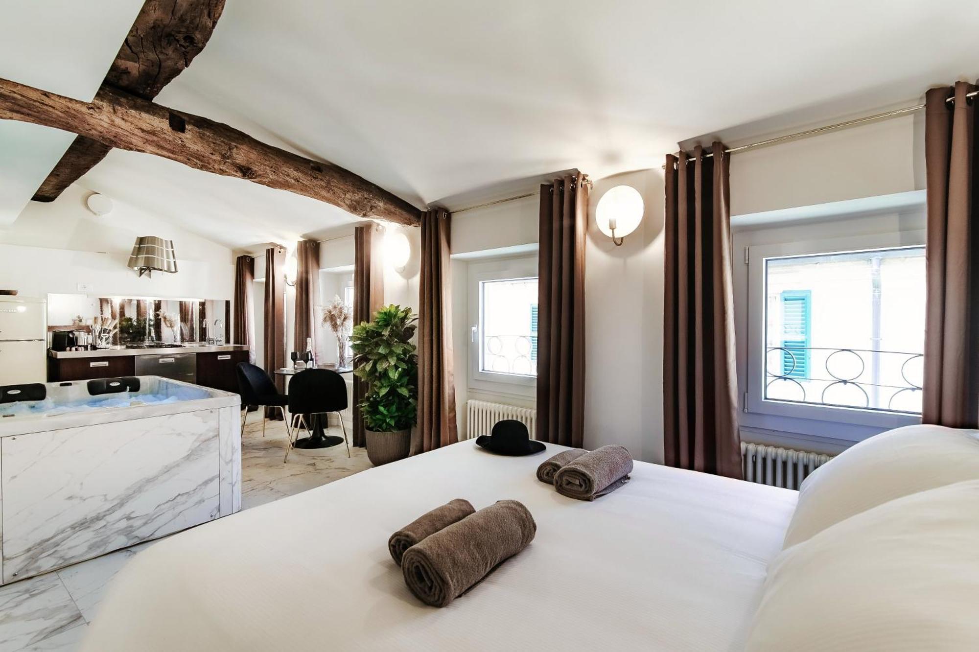 Sahara & Amazzonia Luxury Rooms- The House Of Travelers Комо Екстериор снимка
