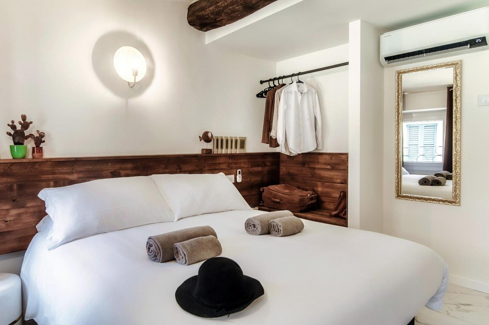 Sahara & Amazzonia Luxury Rooms- The House Of Travelers Комо Екстериор снимка